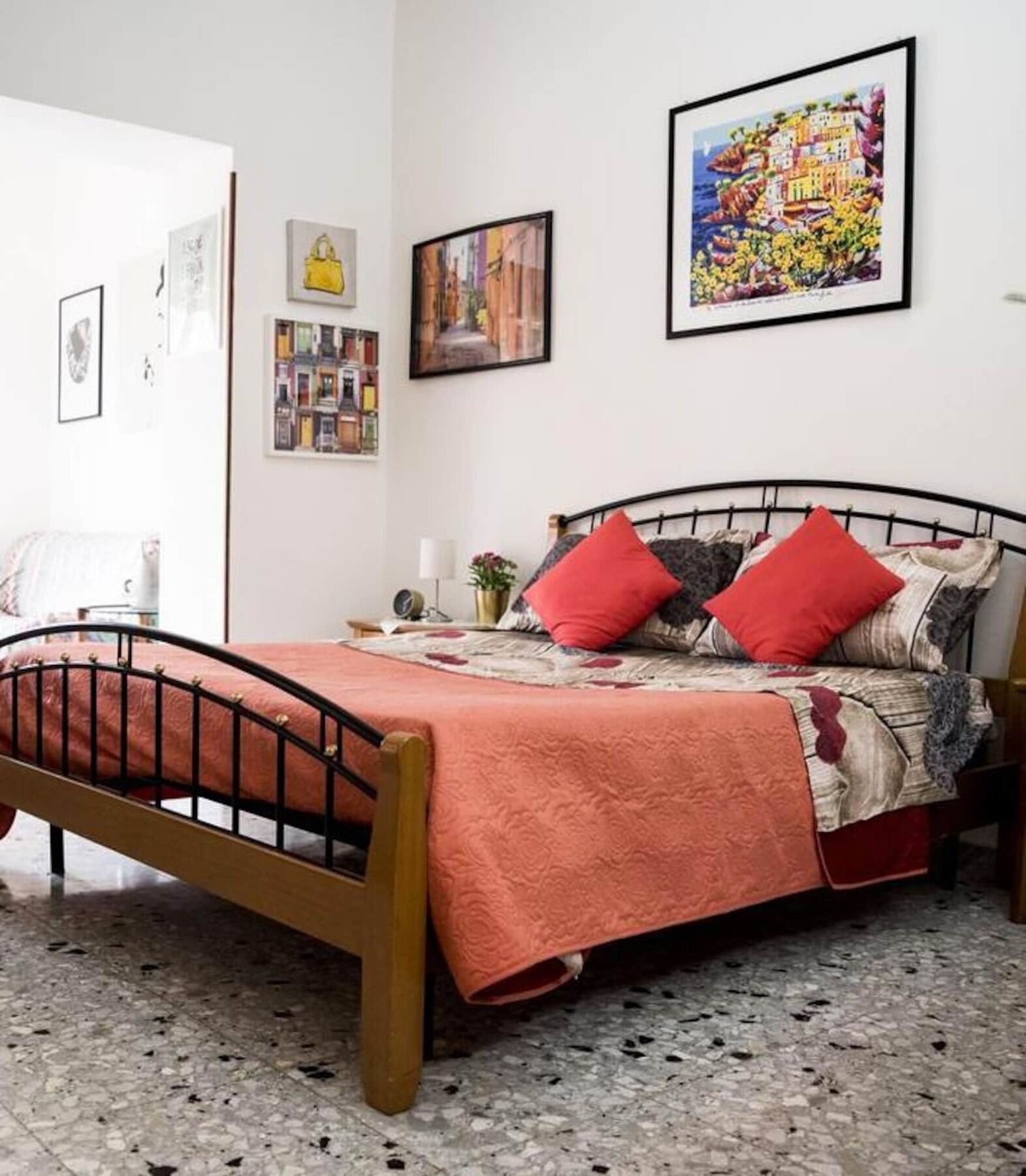 Le Stanze Di Ginevra - Via Tescione Hotell Caserta Eksteriør bilde