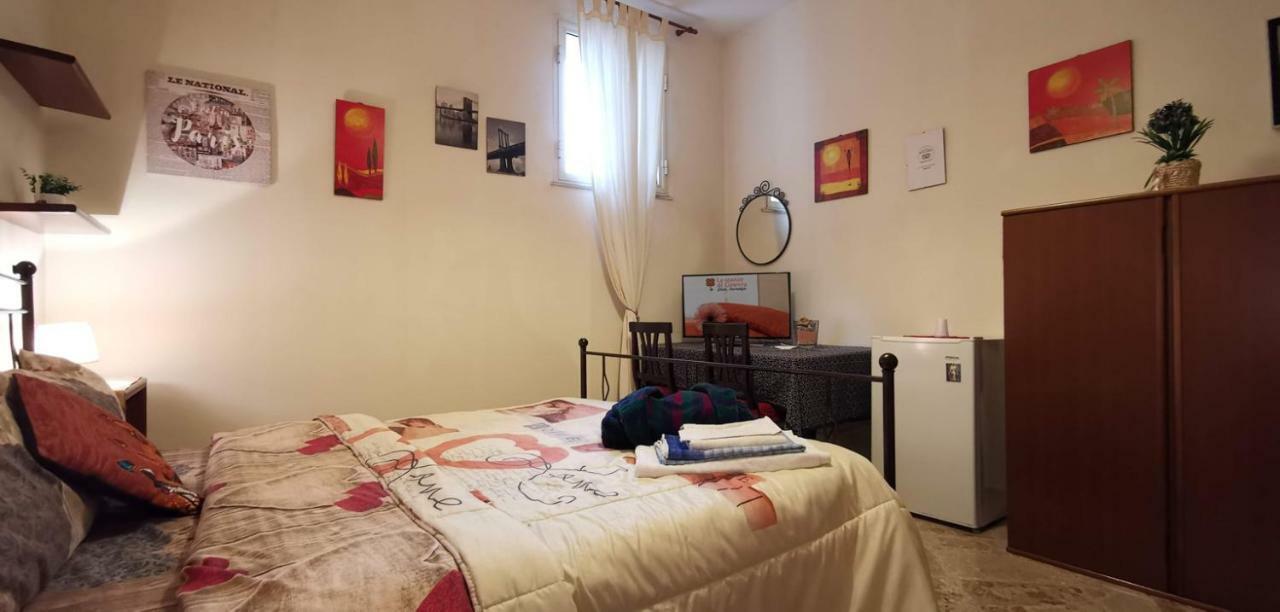 Le Stanze Di Ginevra - Via Tescione Hotell Caserta Eksteriør bilde